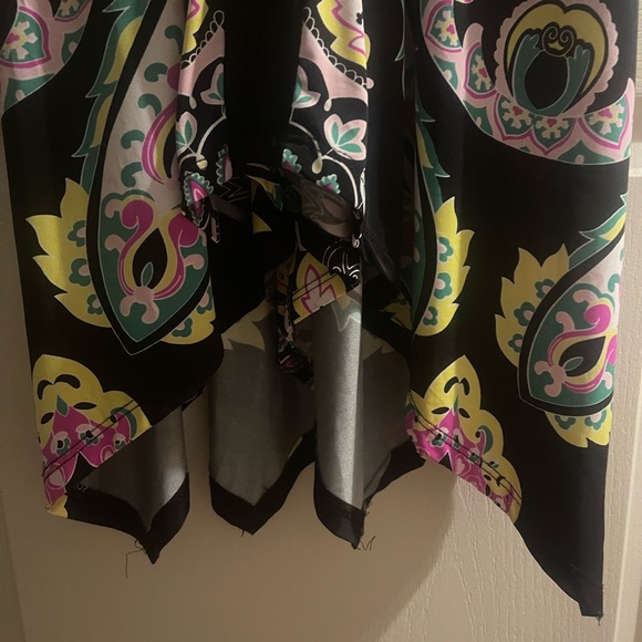 INTERNATIONAL CONCEPT DRESS! - Picture 7 of 8